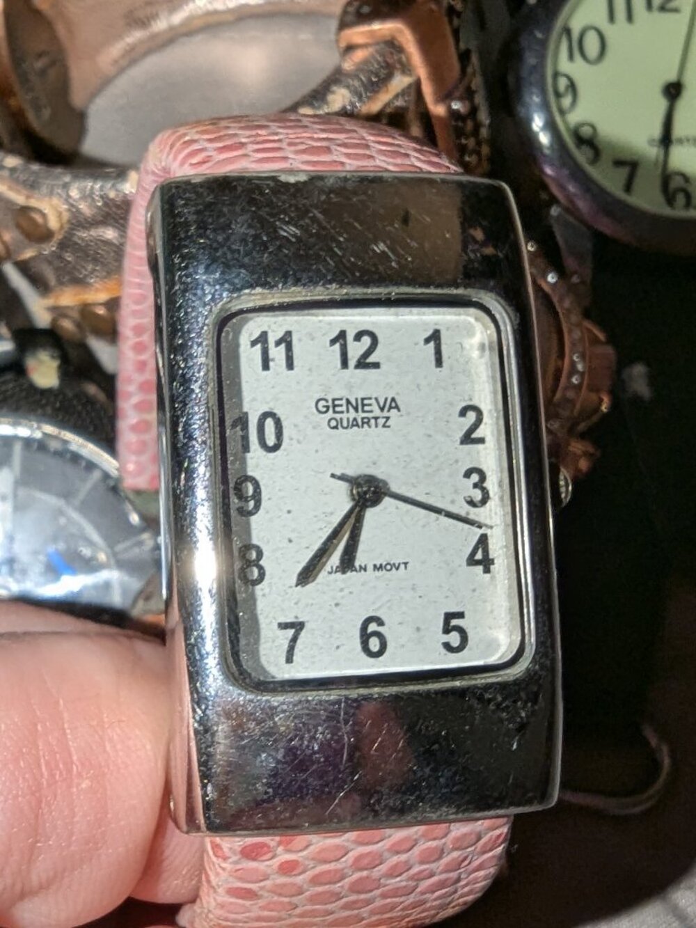AS IS Watch Lot AS IS 6347 - Picture 5 of 8
